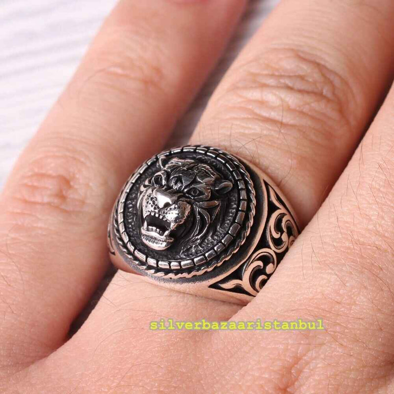 Copy of 925 Sterling Eagle Sapphire and Onyx Stone Mens Ring silverbazaaristanbul 